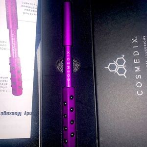 Facial massage roller